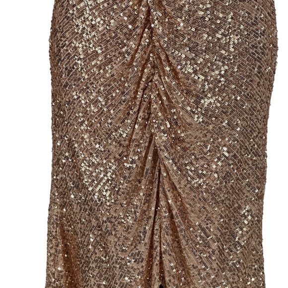 Nightway Short Sleeve V-Neck High-Low Sequin Dress - Gold - size 8 - Picture 3 of 12